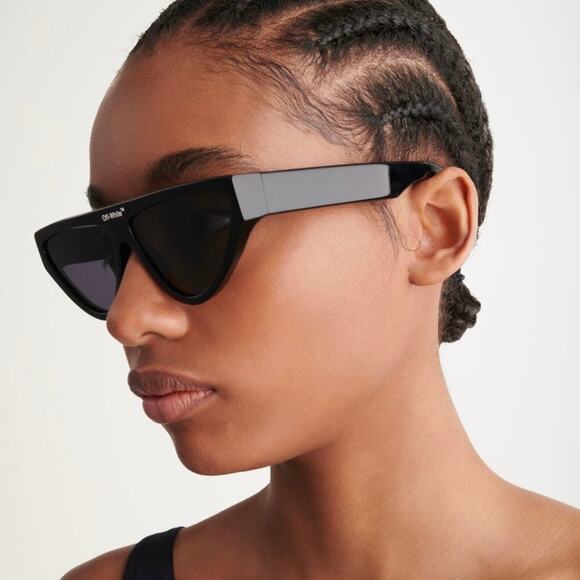 Off-White Accessories - New! OFF-WHITE Sunglasses GUSTAV OERI038 1007, Authentic